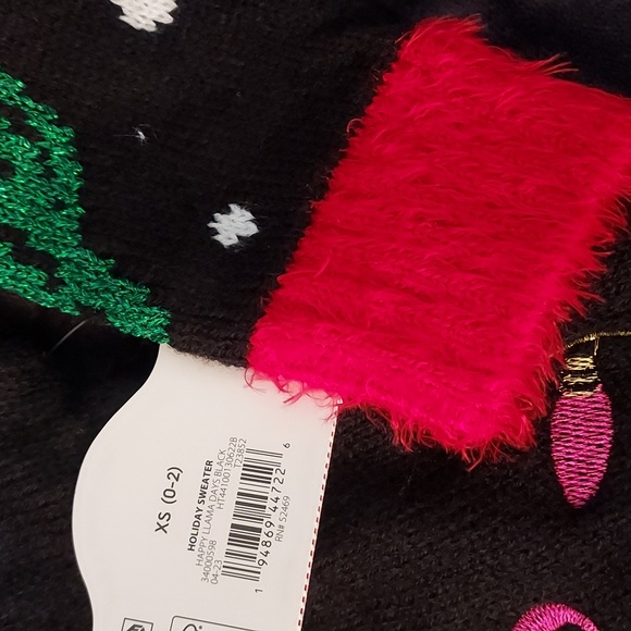 Womens Holiday Time Christmas Sweater Happy Llama Days - Picture 13 of 14